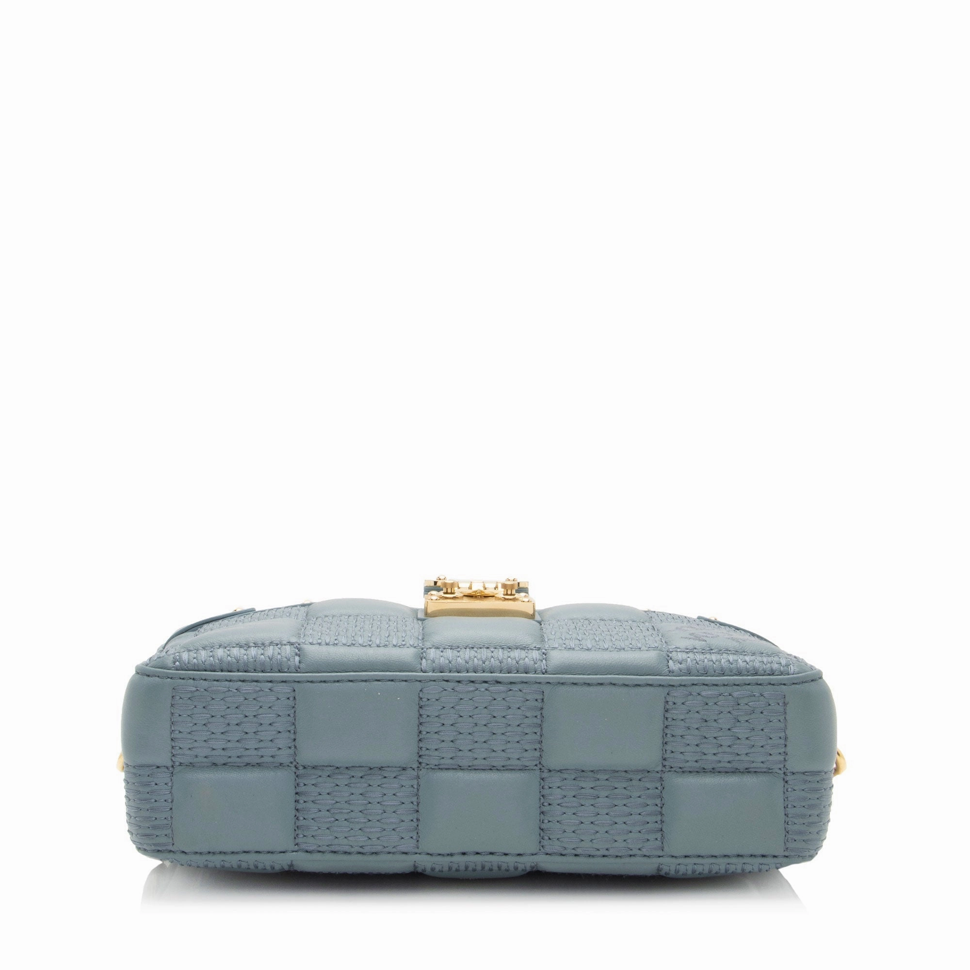 Louis Vuitton Damier Quilt Lambskin Troca PM Shoulder Bag (SHF-uMDcvw)