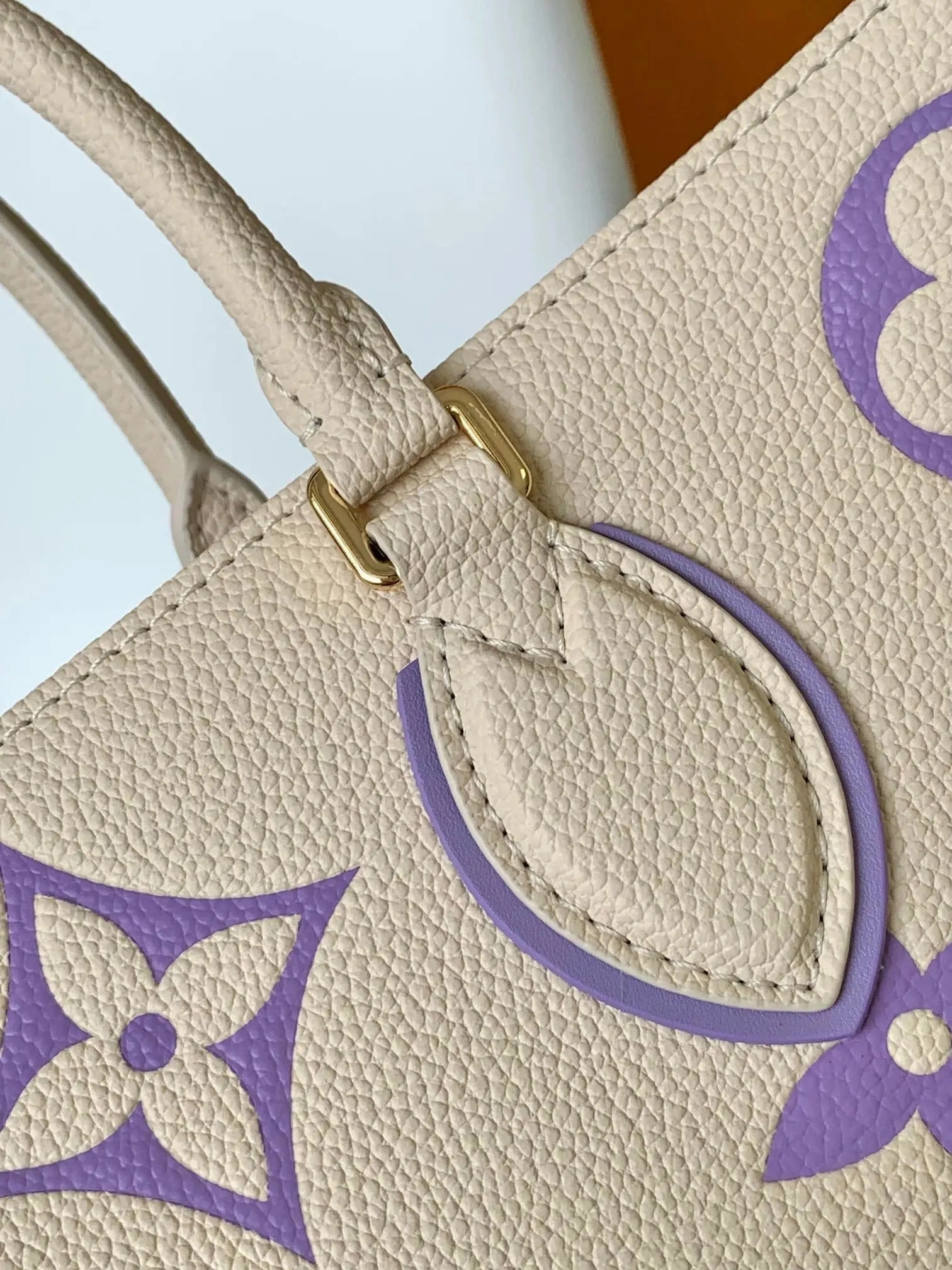 LOUIS VUITTON Empreinte Monogram Giant By The Pool Onthego MM Summer M45718