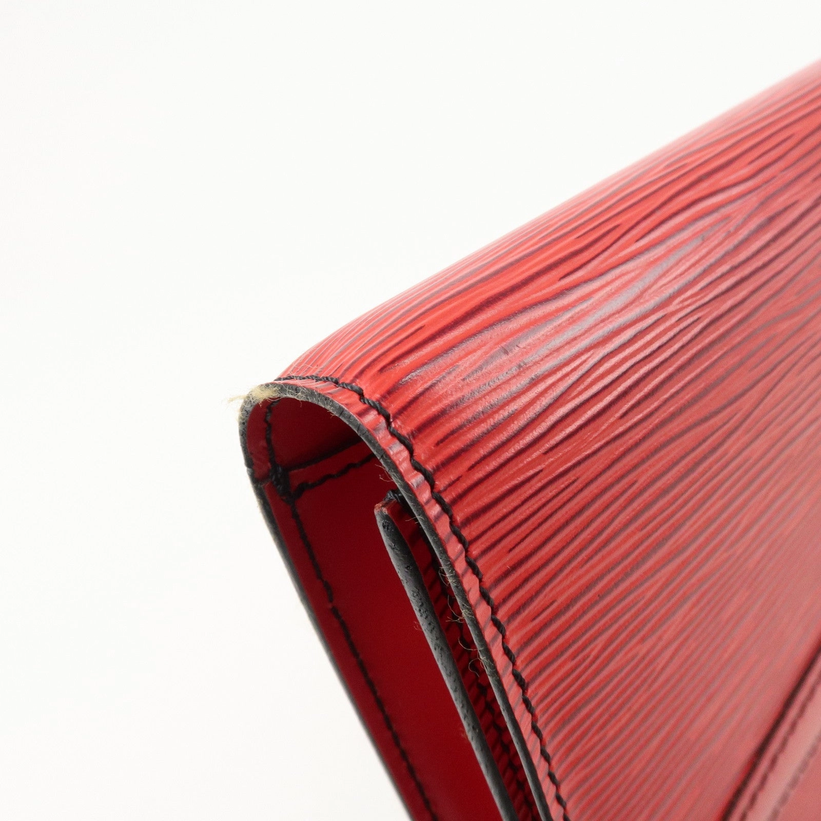 Louis Vuitton Epi Arsch Shoulder Bag Castilian Red M52577