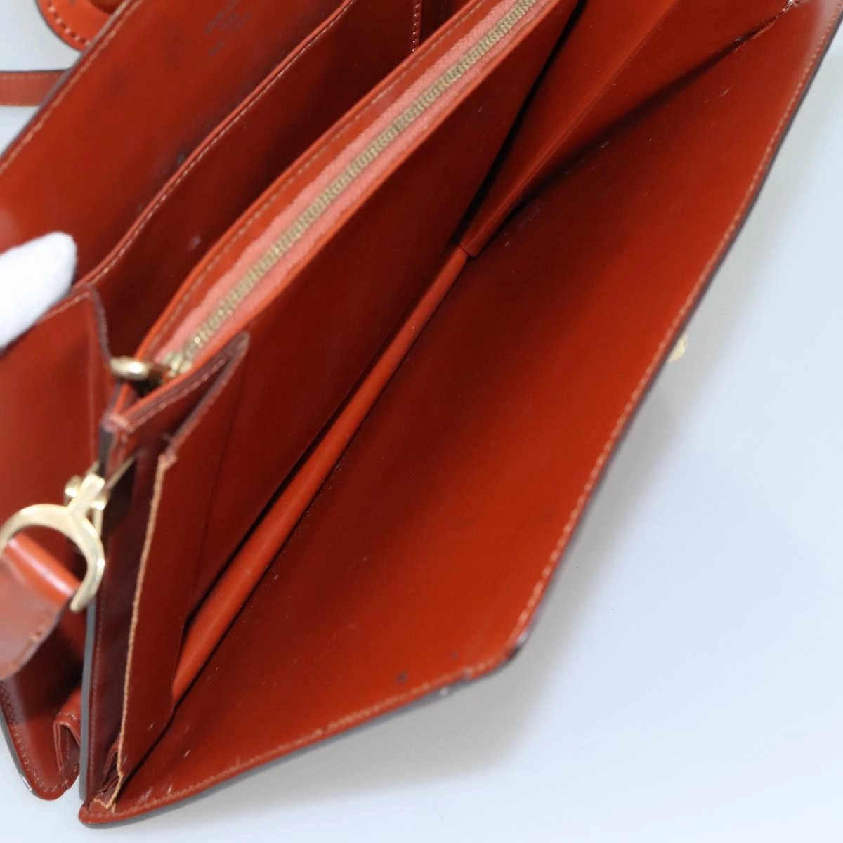 LOUIS VUITTON Epi Capuchin Shoulder Bag Brown M52343 LV 107064