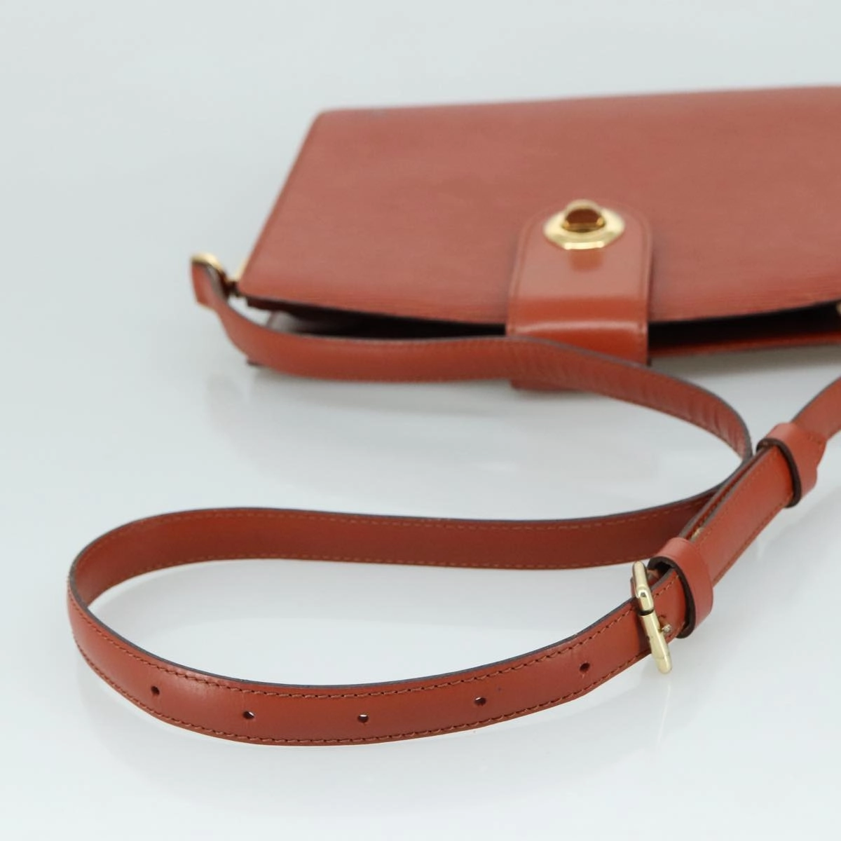 LOUIS VUITTON Epi Capuchin Shoulder Bag Brown M52343 LV 107064