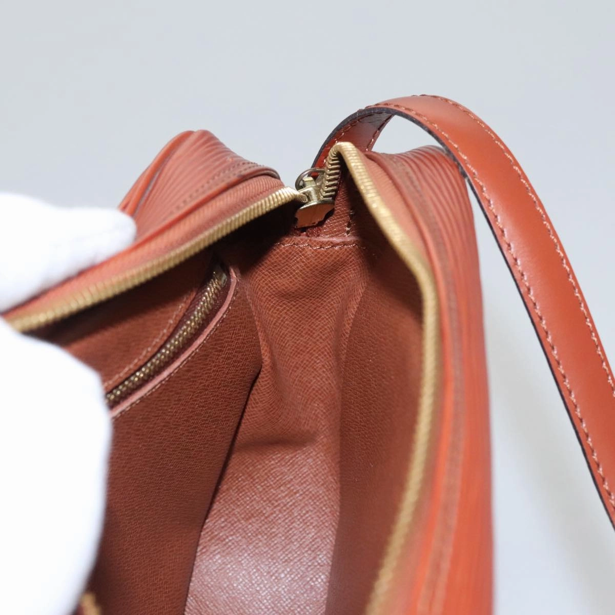 LOUIS VUITTON Epi Jeune FilleMM Shoulder Bag Brown M52153 LV 107459