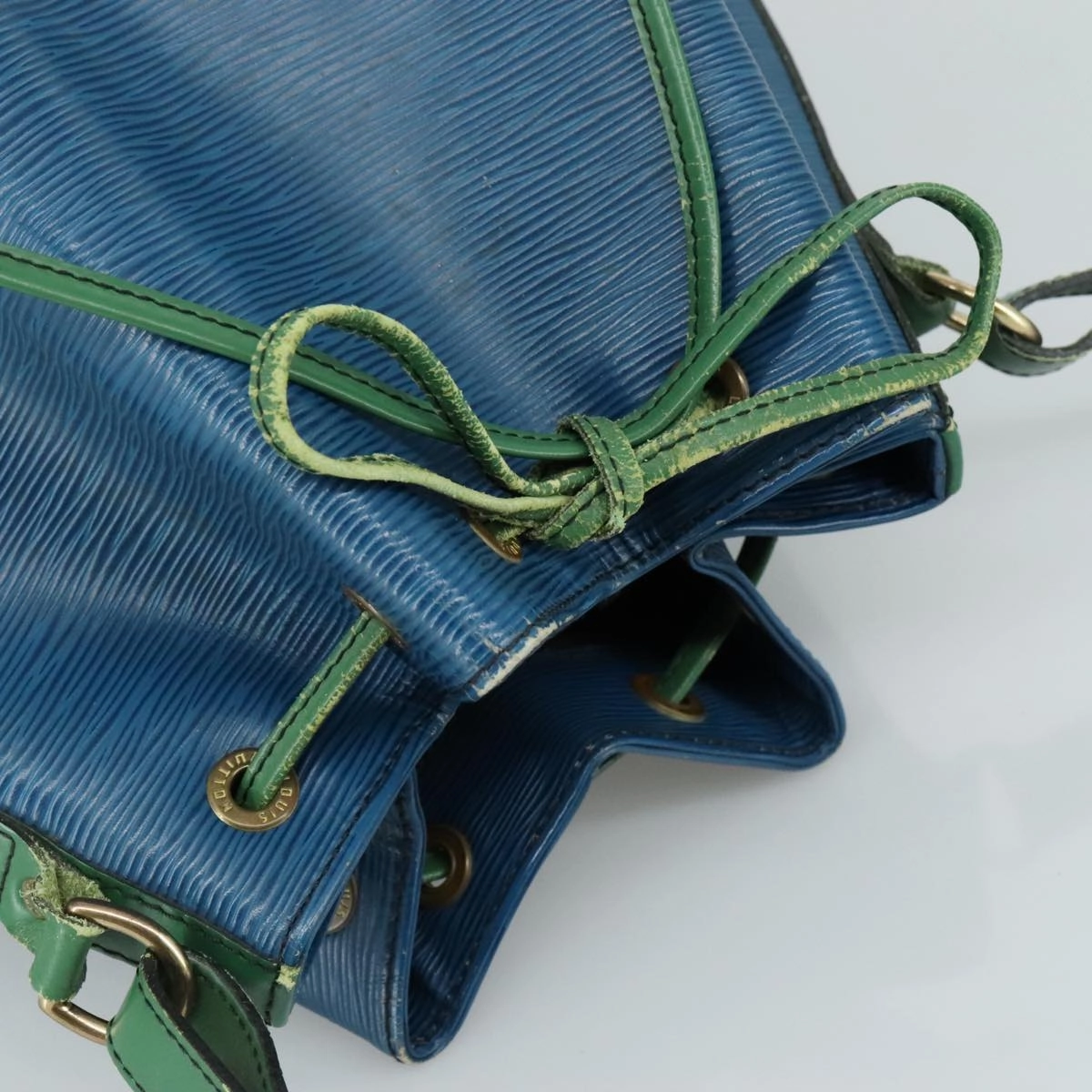 LOUIS VUITTON Epi Noe Shoulder Bag Bicolor Green Blue M44044 LV 104232