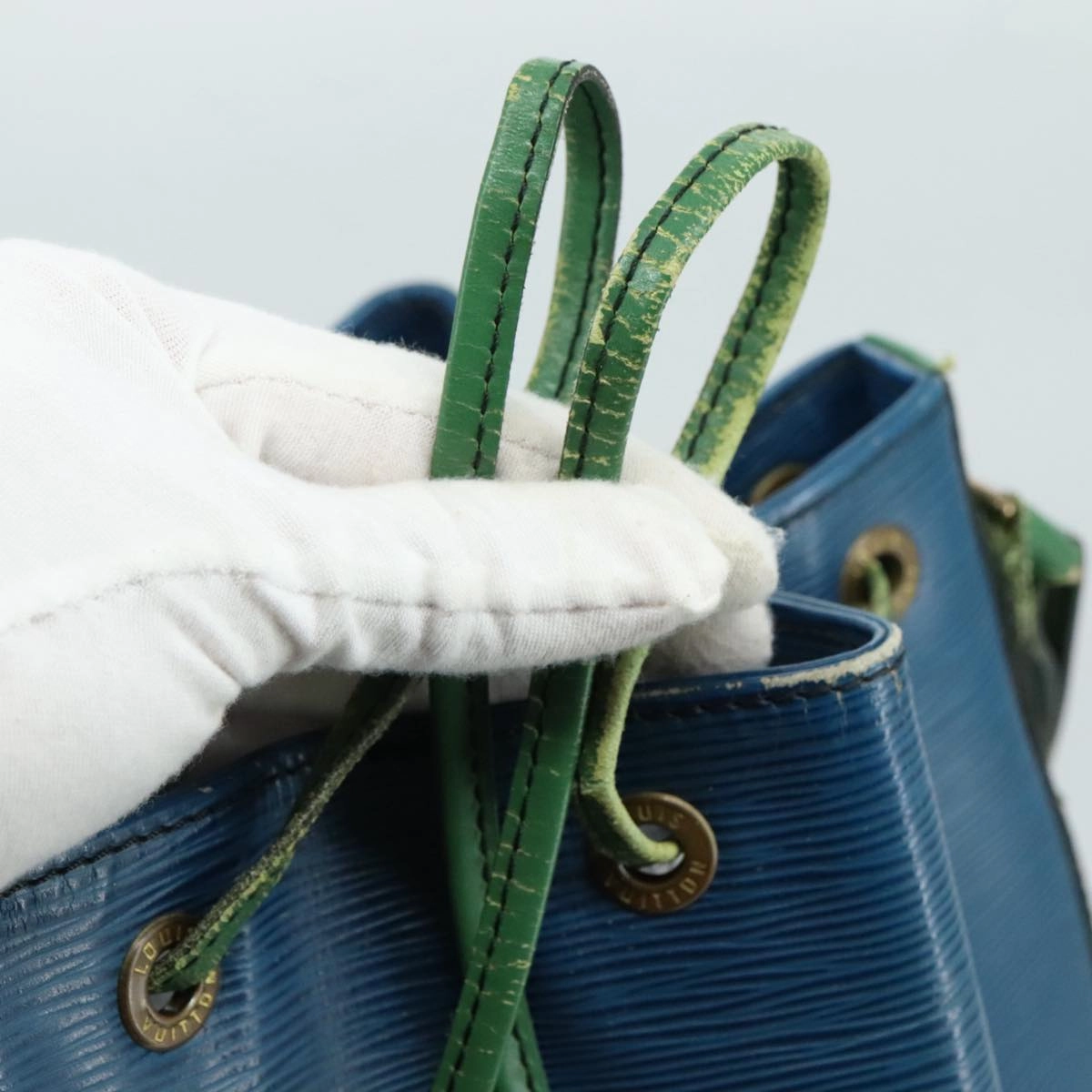 LOUIS VUITTON Epi Noe Shoulder Bag Bicolor Green Blue M44044 LV 104232