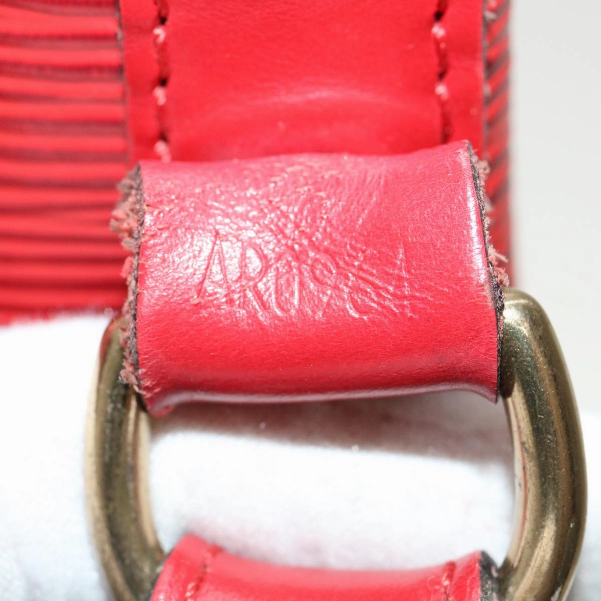 LOUIS VUITTON Epi Noe Shoulder Bag Red M44007 LV 40831