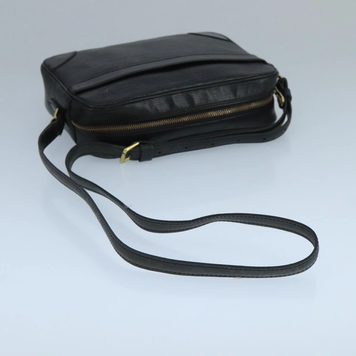 LOUIS VUITTON Epi Trocadero 23 Shoulder Bag Black M52302 LV 101714