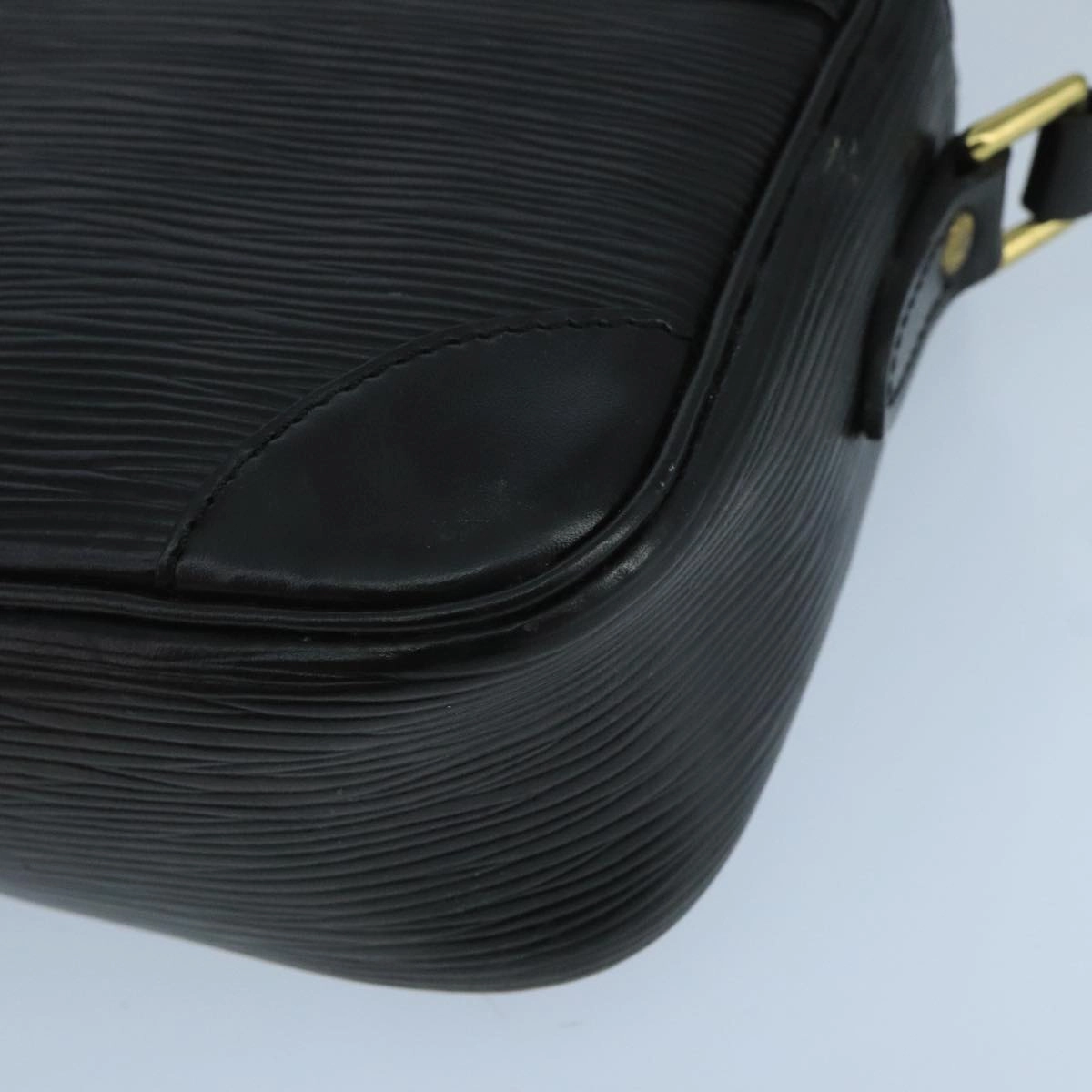 LOUIS VUITTON Epi Trocadero 23 Shoulder Bag Black M52302 LV 101714