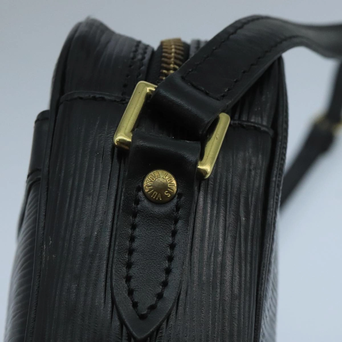 LOUIS VUITTON Epi Trocadero 23 Shoulder Bag Black M52302 LV 101714