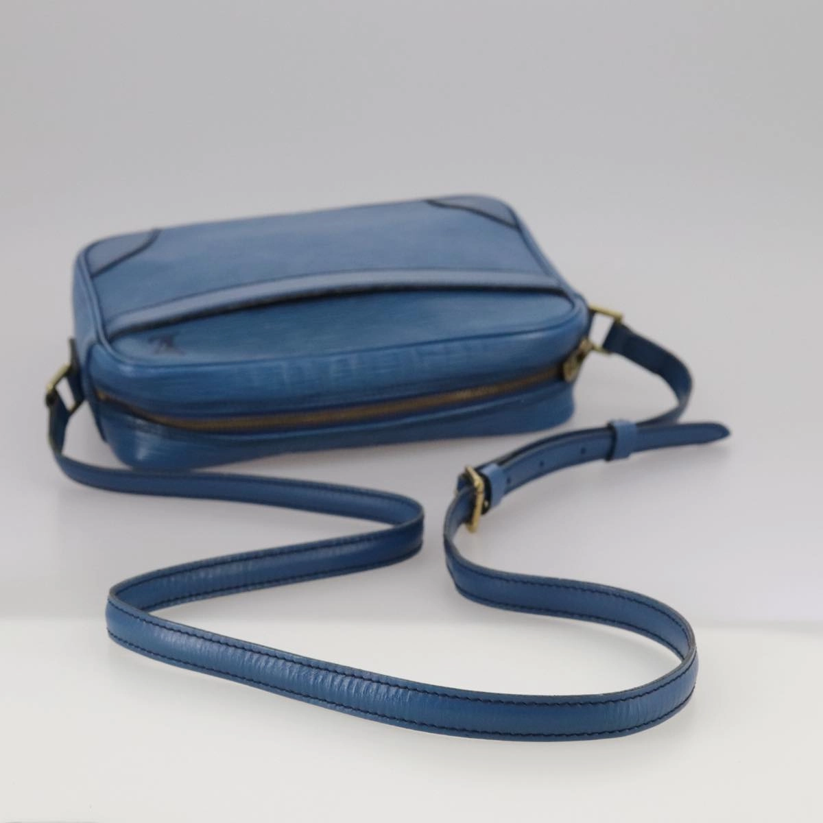 LOUIS VUITTON Epi Trocadero 23 Shoulder Bag Blue M52305 LV 104835