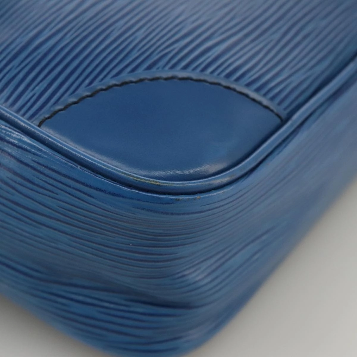LOUIS VUITTON Epi Trocadero 23 Shoulder Bag Blue M52305 LV 104835