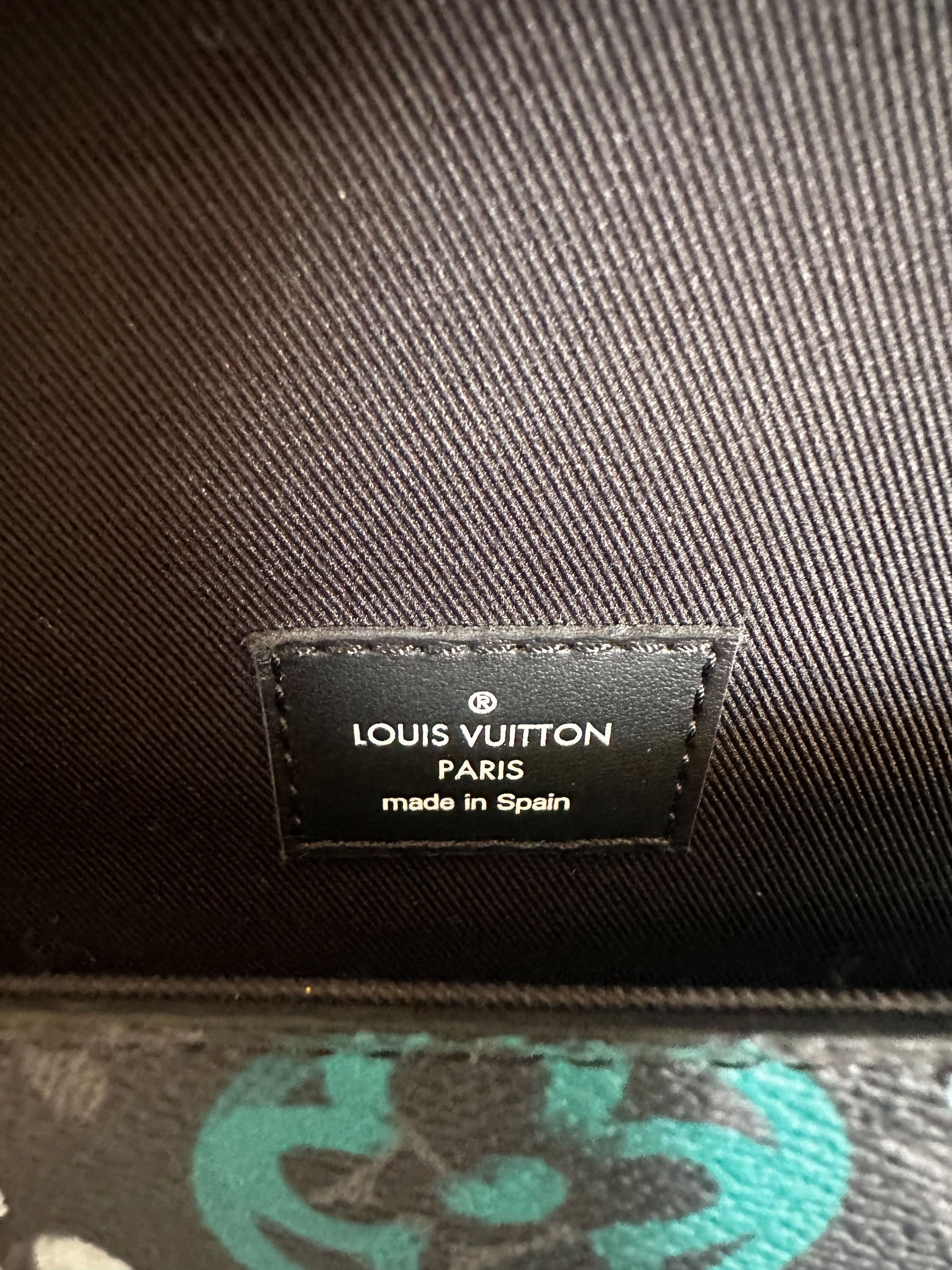 Louis Vuitton Graffiti Monogram Eclipse Archy MM Messenger Bag
