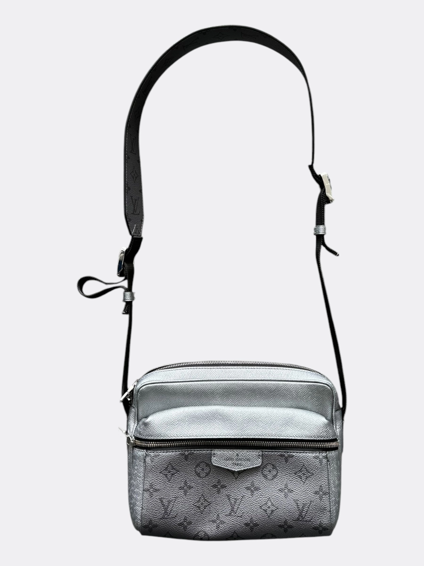 Louis Vuitton Gunmetal Silver Taigarama Outdoor Messenger Bag