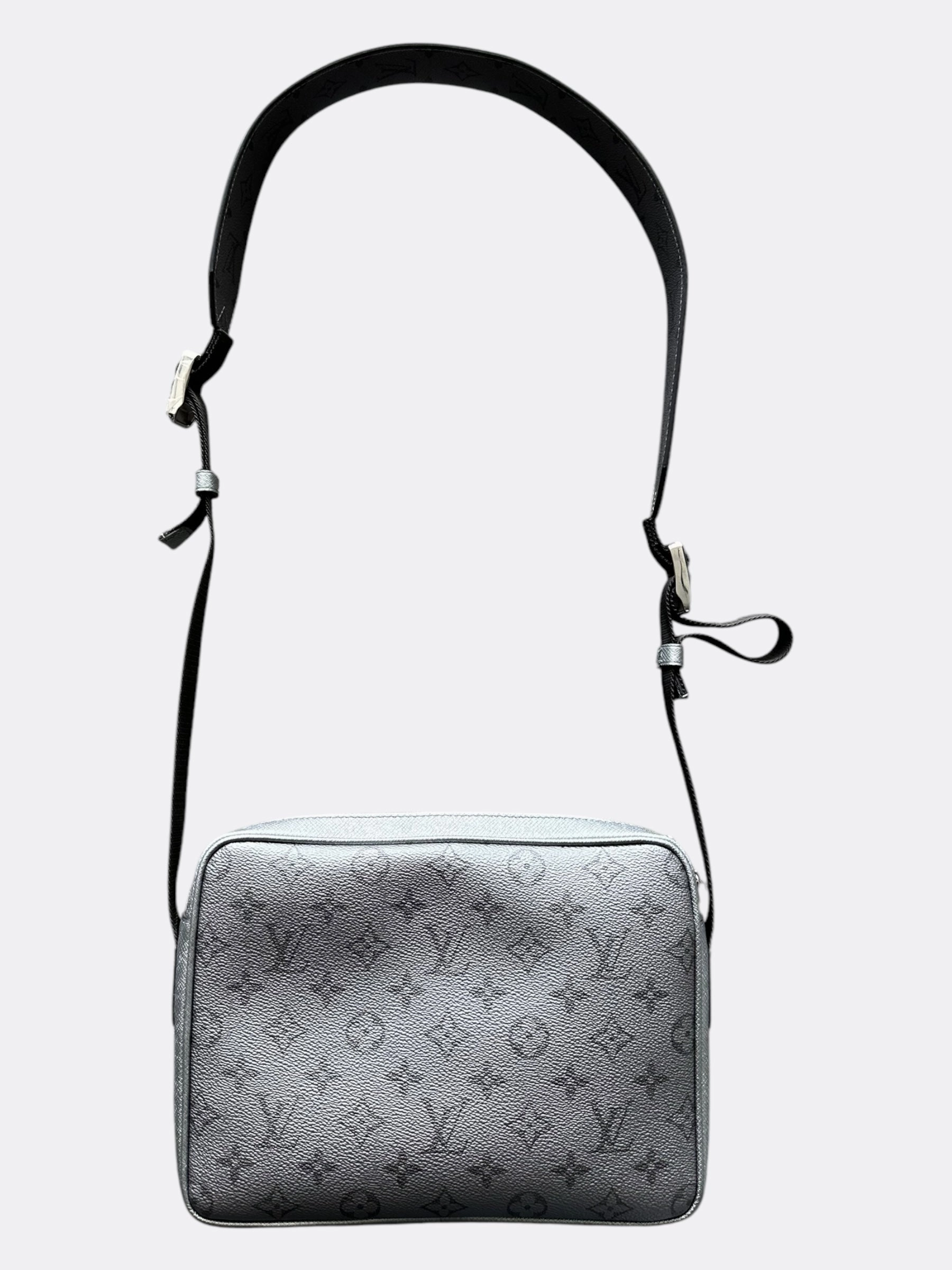 Louis Vuitton Gunmetal Silver Taigarama Outdoor Messenger Bag