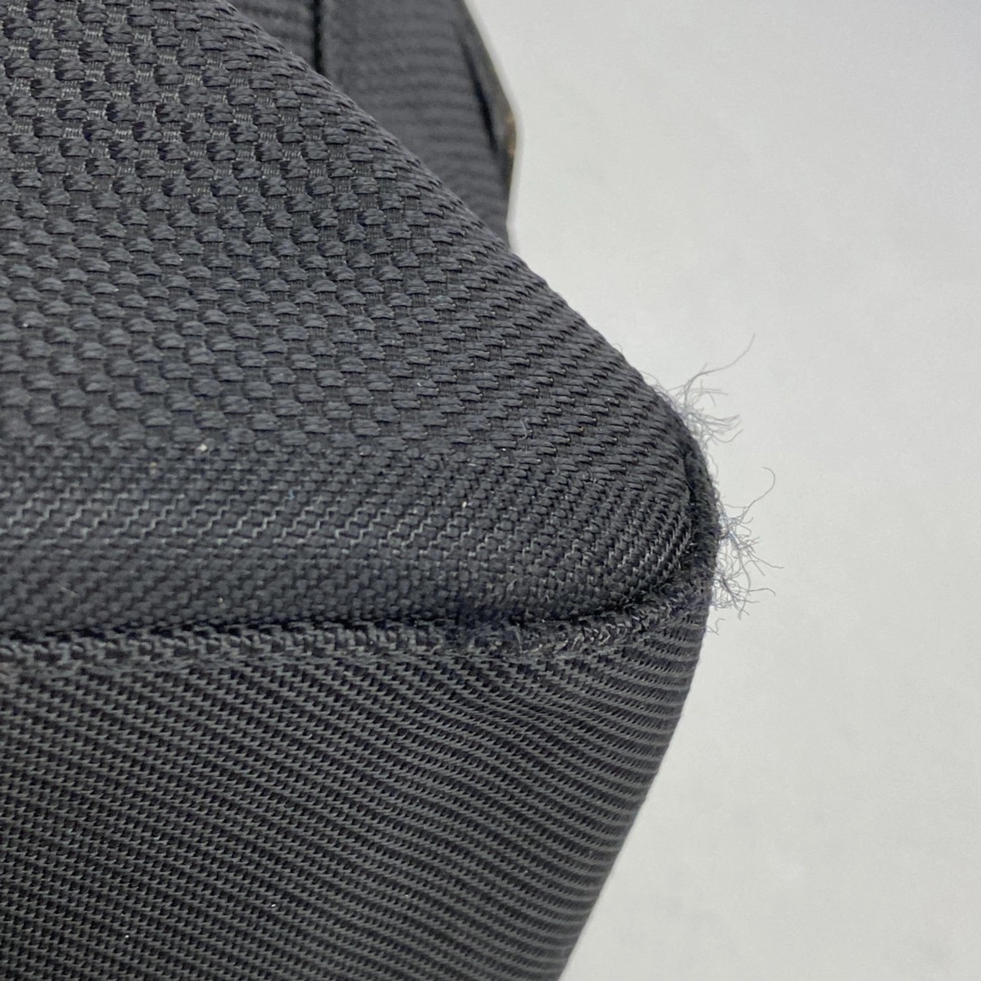 Louis Vuitton Handbag (Pre-Owned)