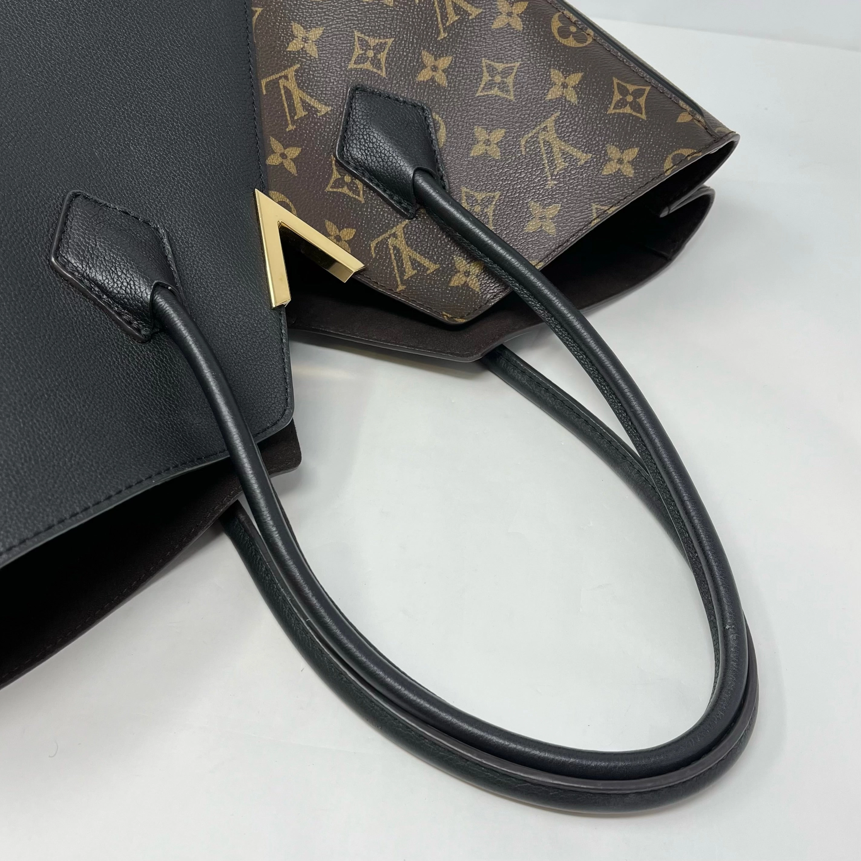 Louis Vuitton Kimono MM Tote