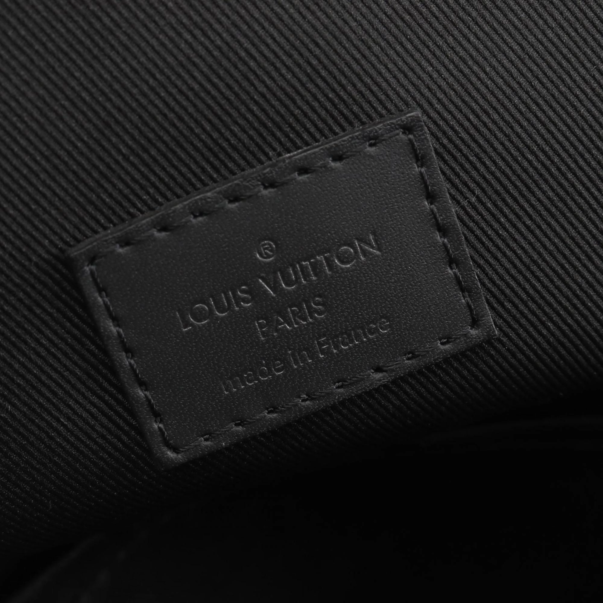 Louis Vuitton Leather Fanny Pack (Pre-Owned)
