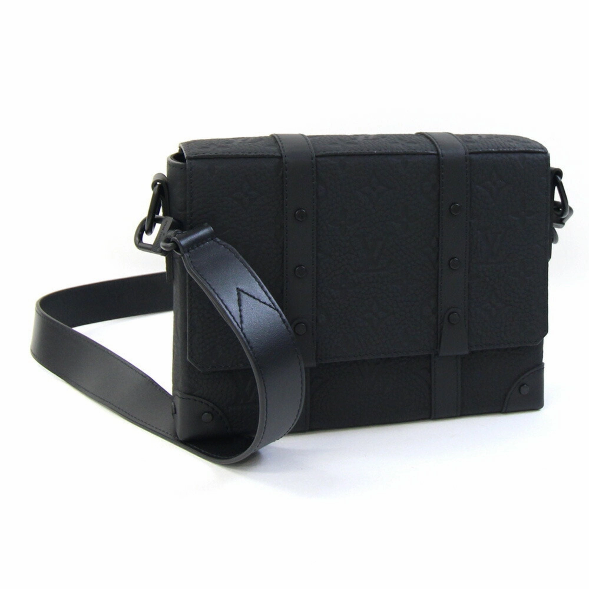 Louis Vuitton Leather Shoulder Bag (Pre-Owned)