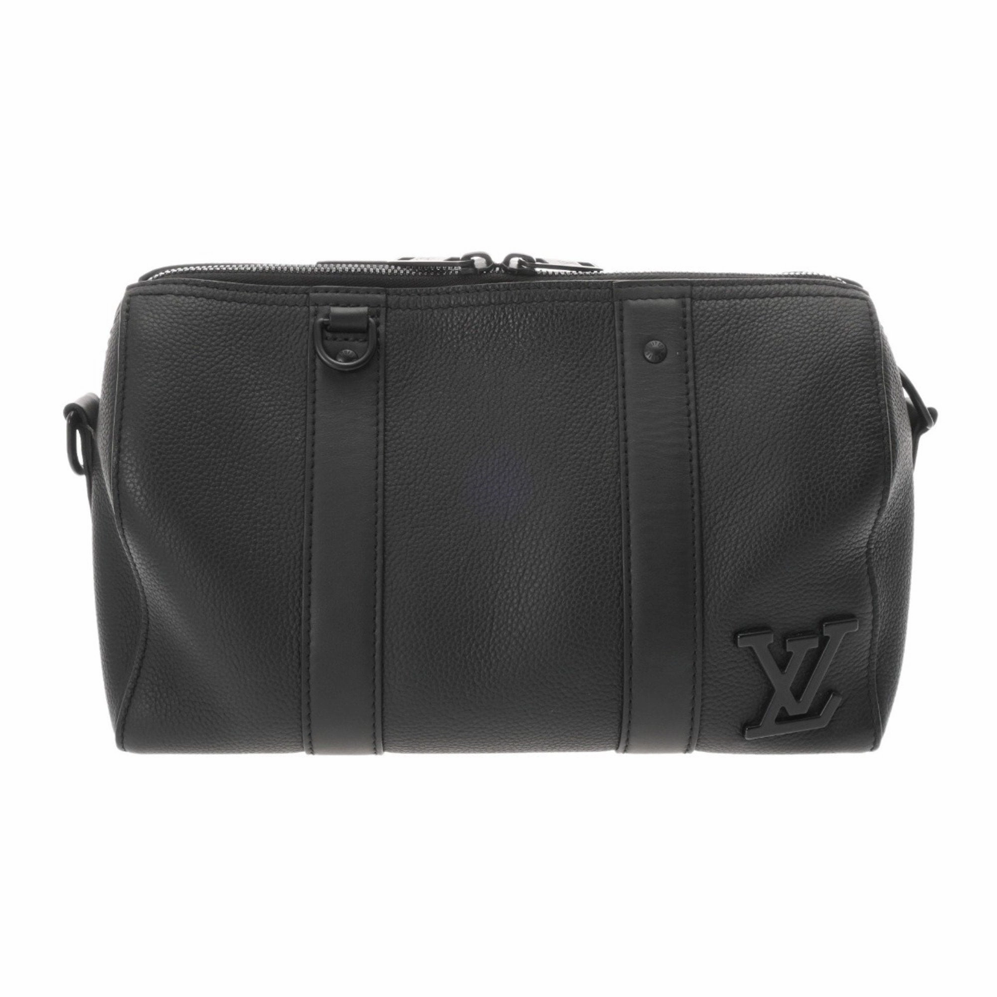 Louis Vuitton Leather Shoulder Bag (Pre-Owned)