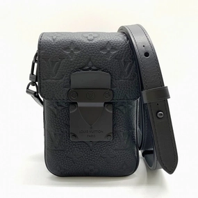 Louis Vuitton Leather Shoulder Bag Sling Bag (Pre-Owned)