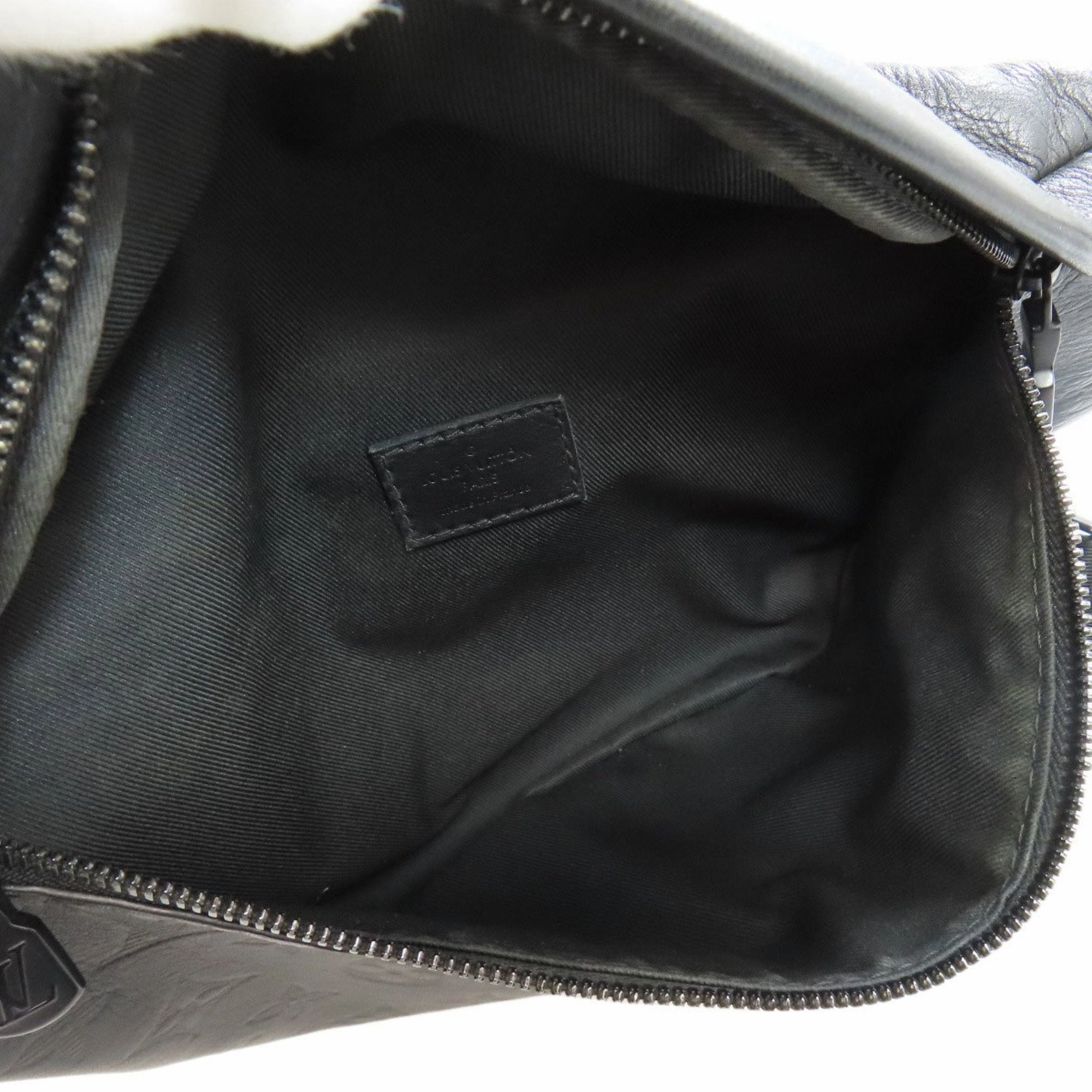 Louis Vuitton Leather Sling Bag (Pre-Owned)