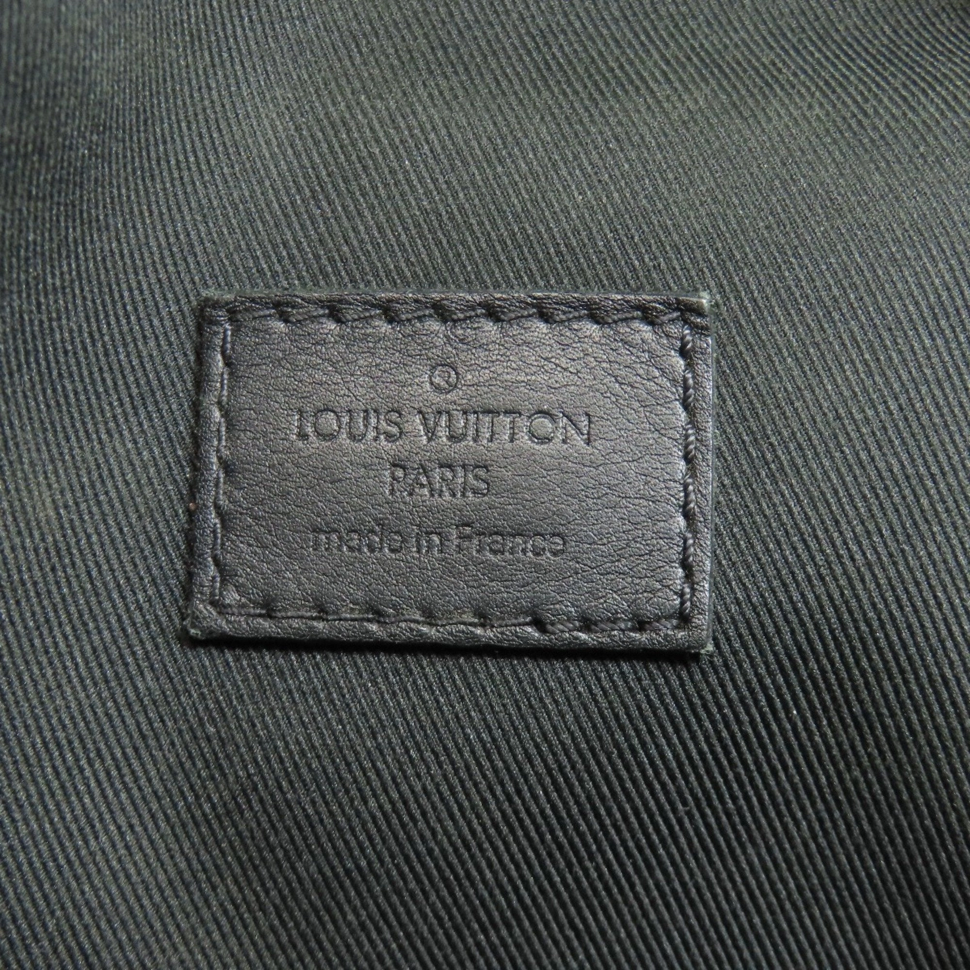 Louis Vuitton Leather Sling Bag (Pre-Owned)