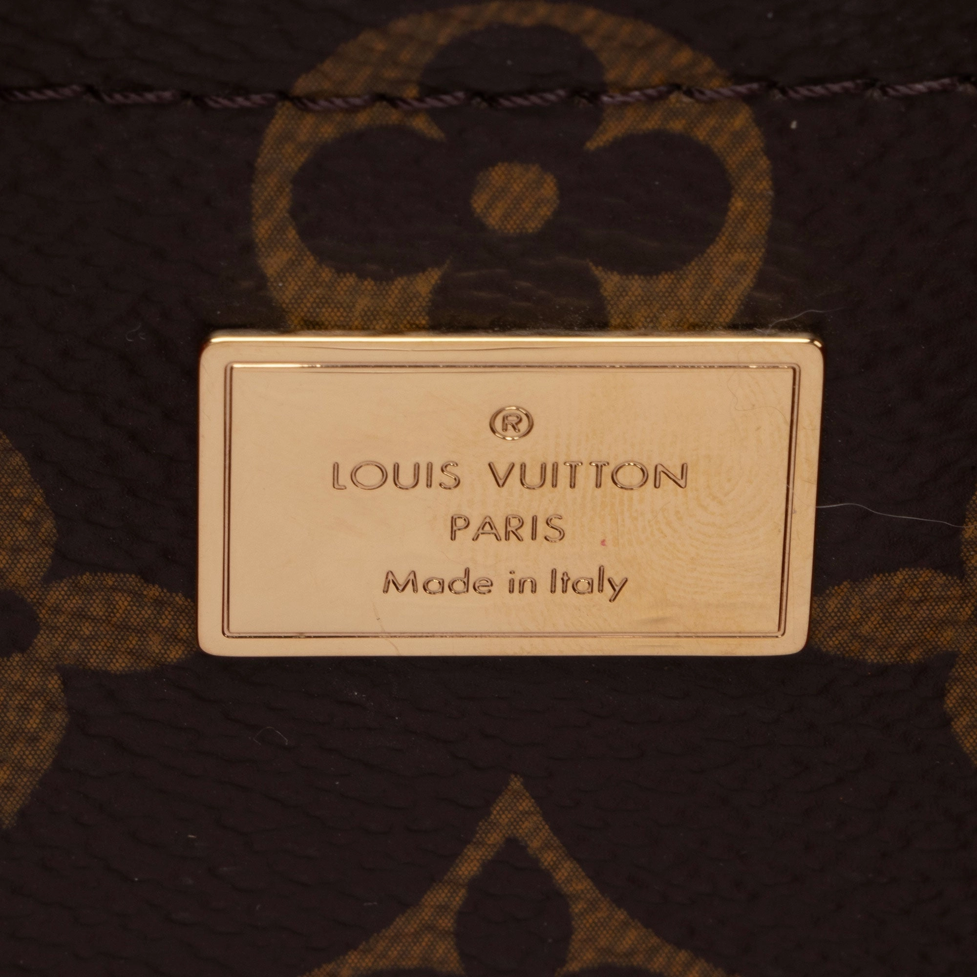 Louis Vuitton Miroir Patent Leather Venice Shoulder Bag (SHF-sJeW36)