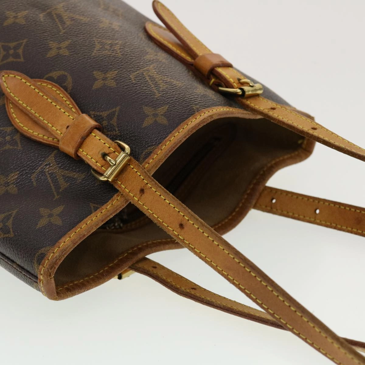LOUIS VUITTON Monogram Bucket PM Shoulder Bag M42238 LV fm2248