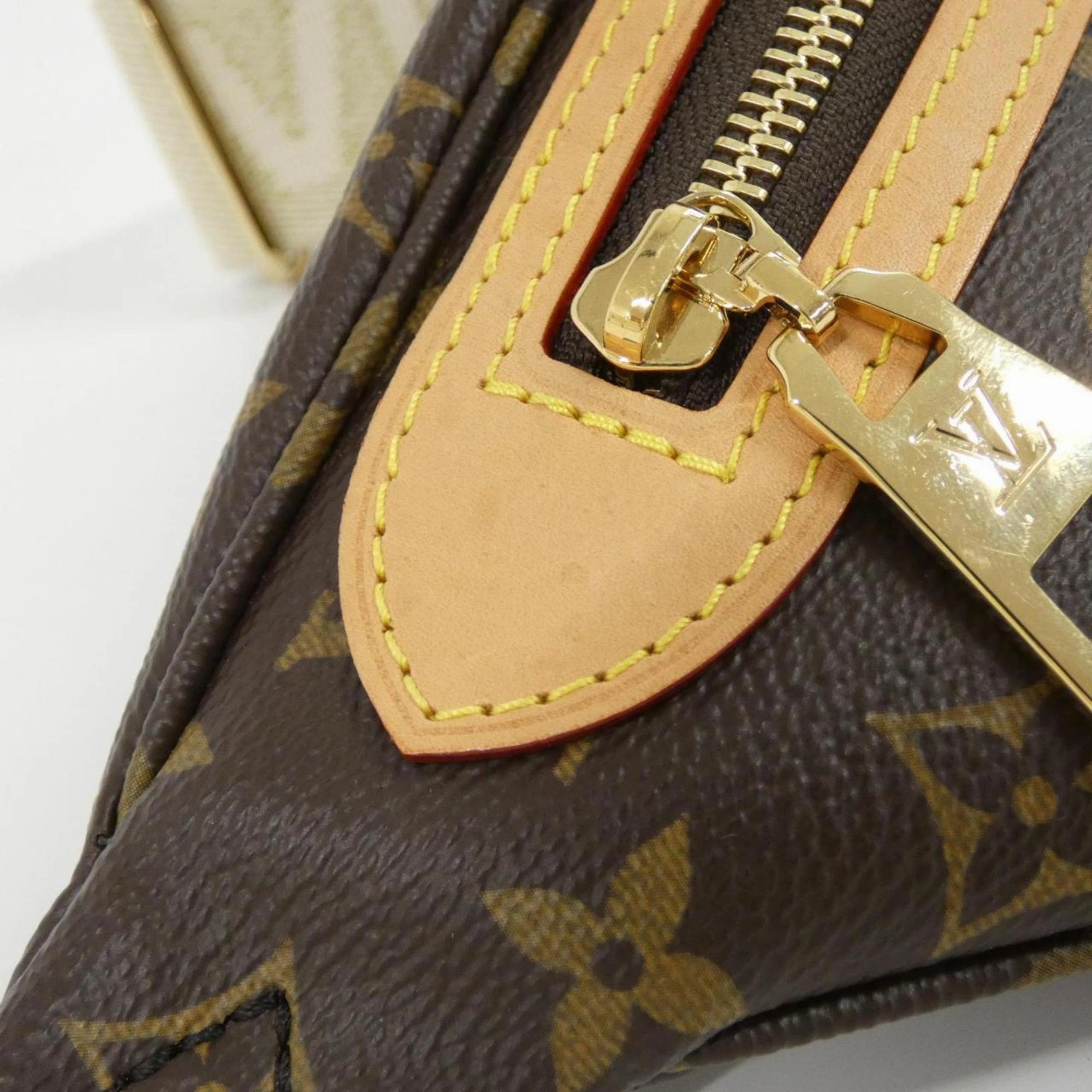 Louis Vuitton Monogram Coated Canvas Fanny Pack Sling Bag (Pre-Owned)