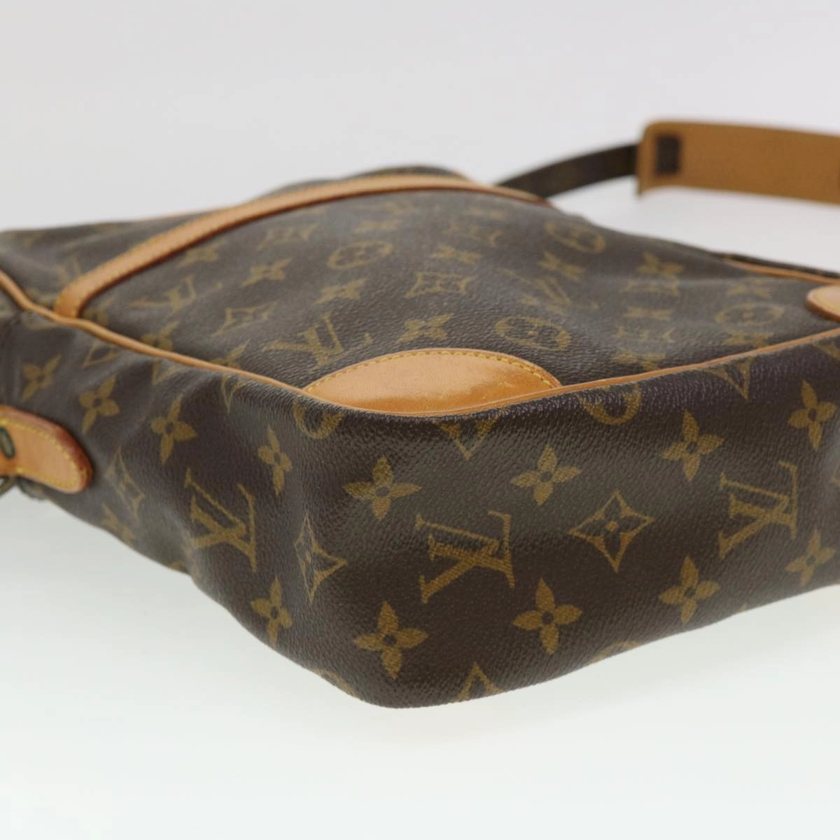 LOUIS VUITTON Monogram Danube MM Shoulder Bag M45264 LV 38871