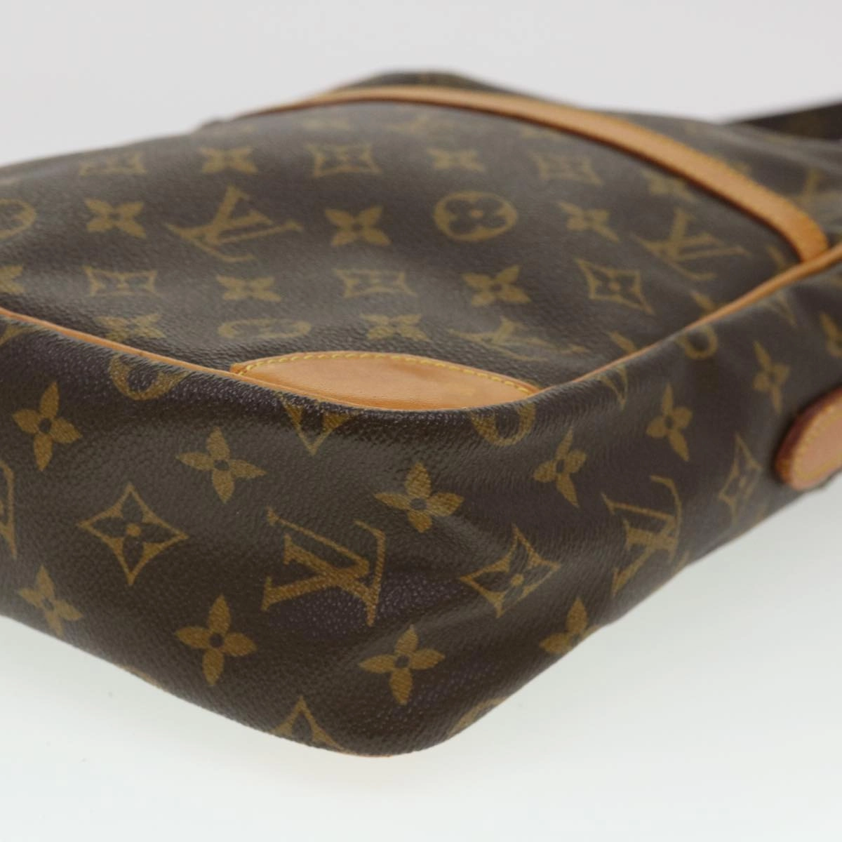 LOUIS VUITTON Monogram Danube MM Shoulder Bag M45264 LV 38871