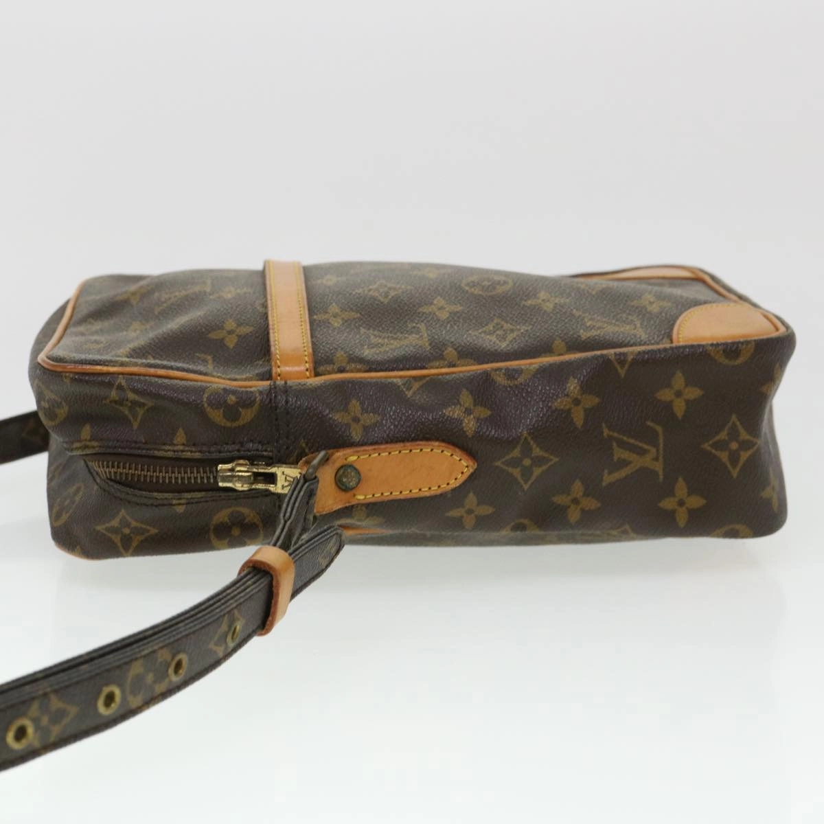LOUIS VUITTON Monogram Danube MM Shoulder Bag M45264 LV 38871