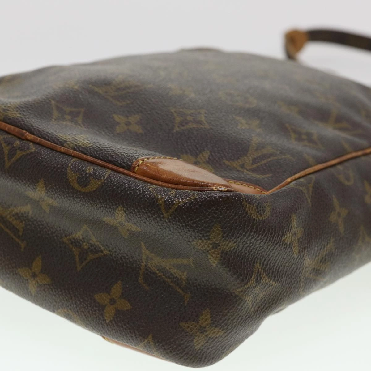 LOUIS VUITTON Monogram Danube MM Shoulder Bag M45264 LV B167