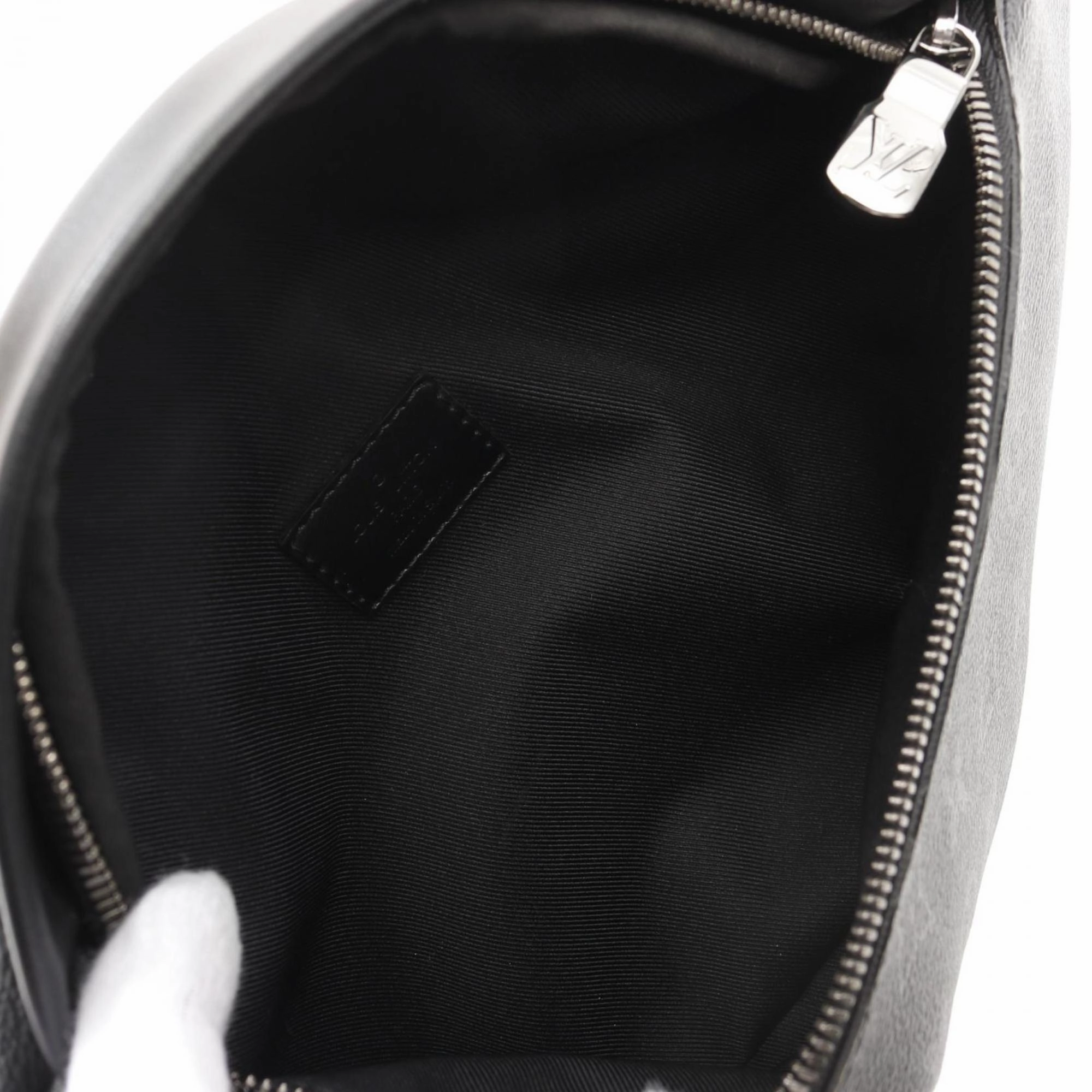 Louis Vuitton Monogram Eclipse Pvc Coated Canvas Leather Fanny Pack (Pre-Owned)