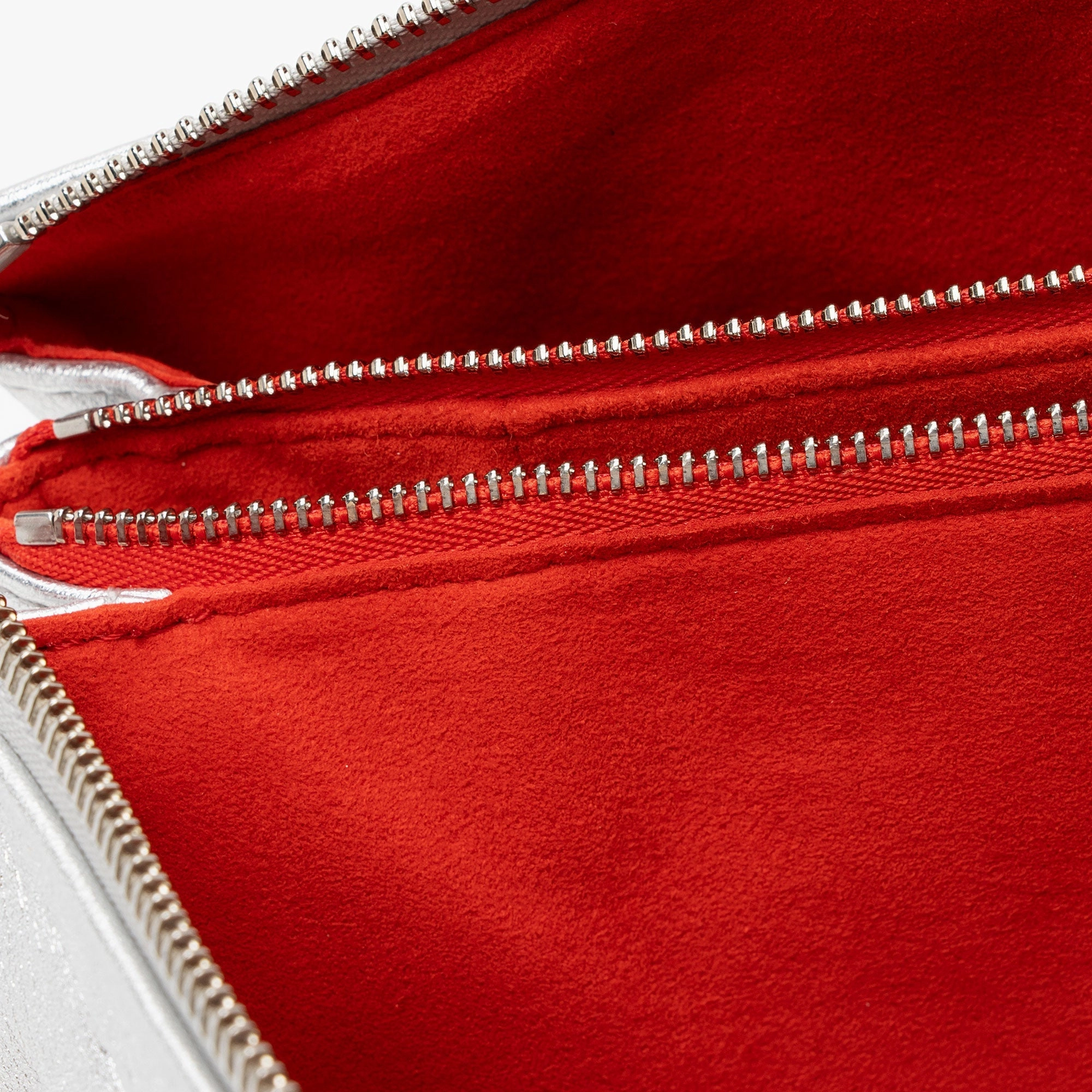 Louis Vuitton Monogram Embossed Metallic Lambskin Coussin PM Shoulder Bag (SHF-vZC5uL)