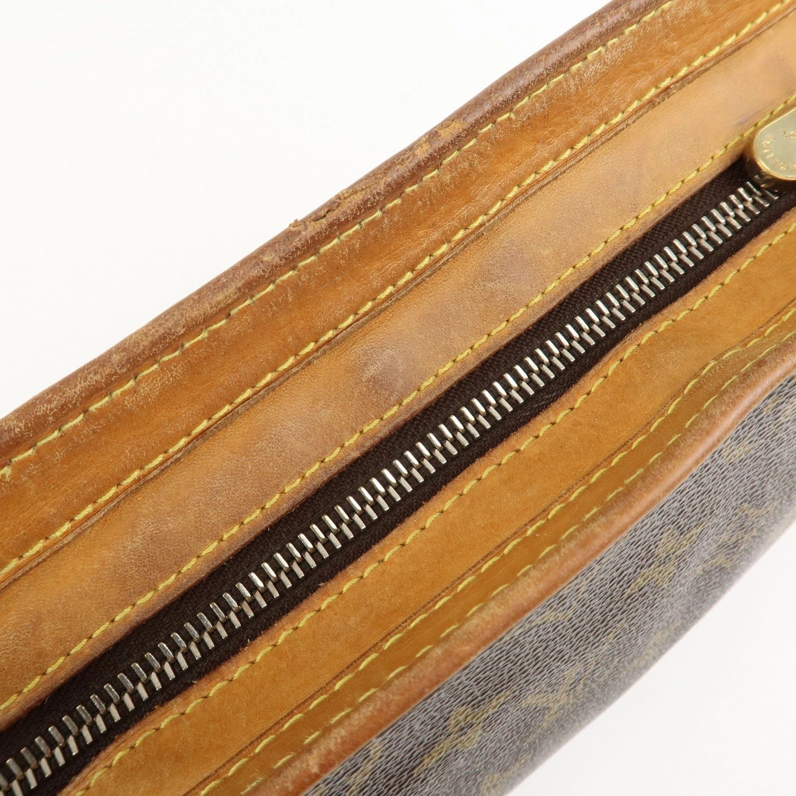 Louis Vuitton Monogram Hudson GM Shoulder Bag M40045