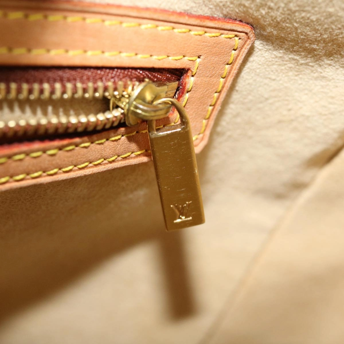 LOUIS VUITTON Monogram Looping GM Shoulder Bag M51145 30173