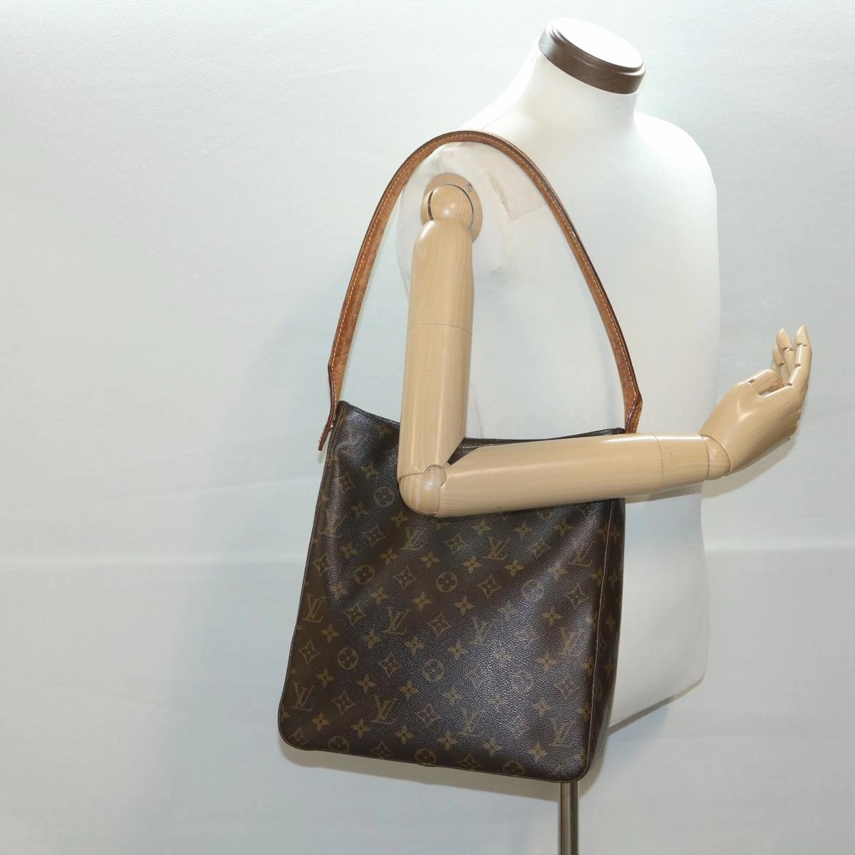 LOUIS VUITTON Monogram Looping GM Shoulder Bag M51145 LV 38454