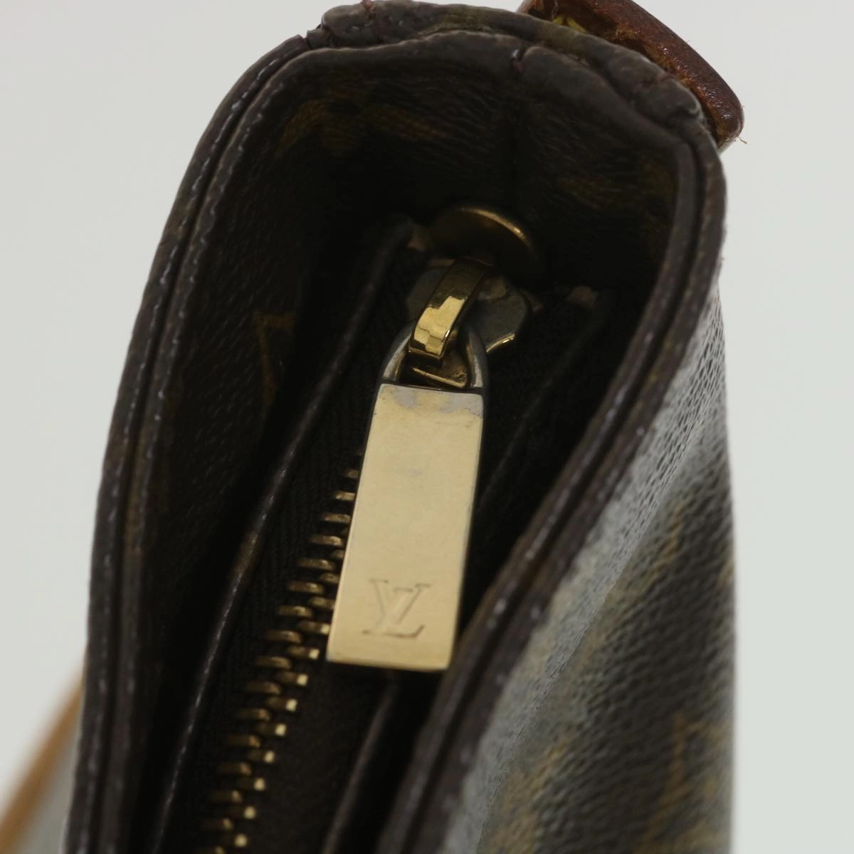 LOUIS VUITTON Monogram Looping GM Shoulder Bag M51145 LV 38454