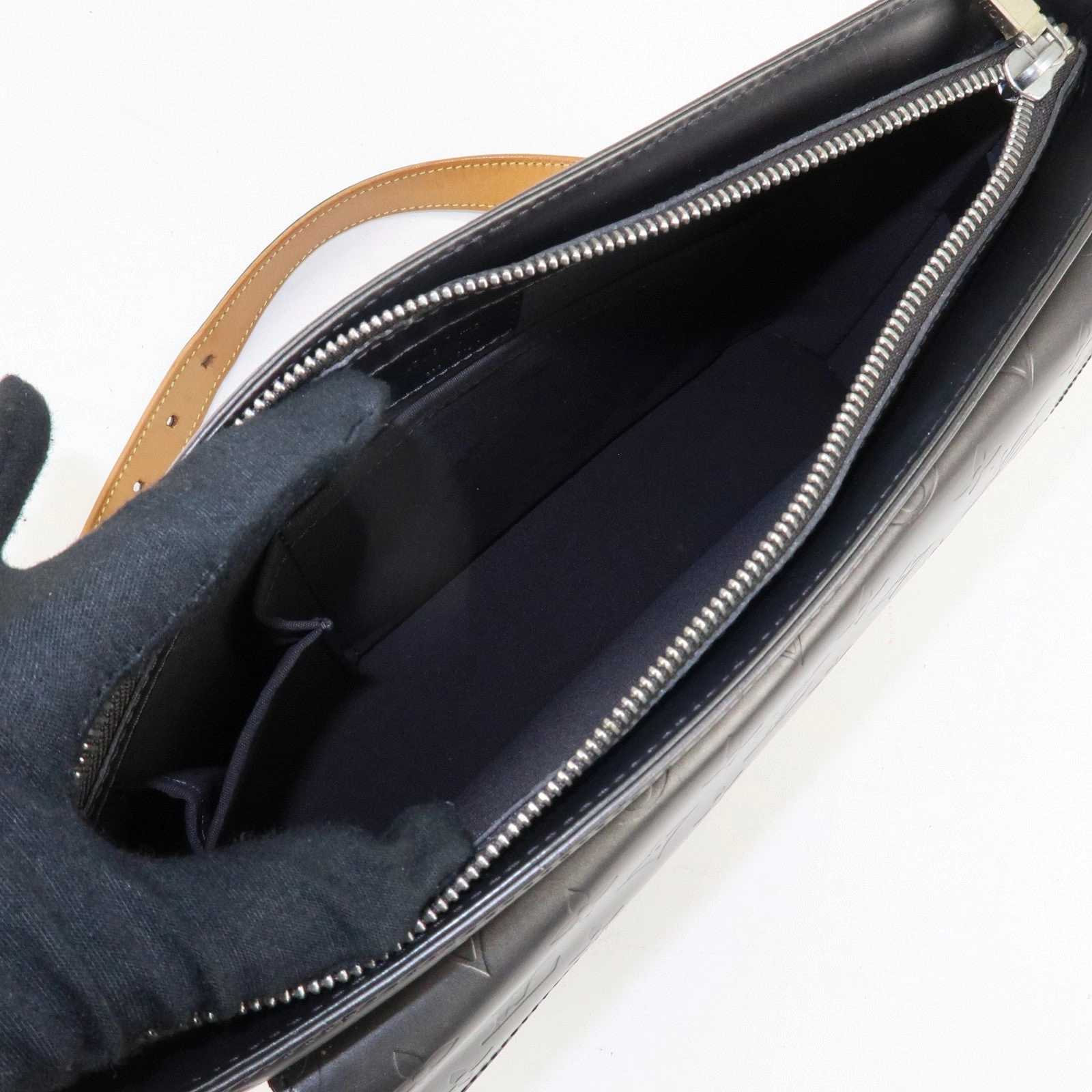 Louis Vuitton Monogram Matte Alston Shoulder Bag Noir M55122