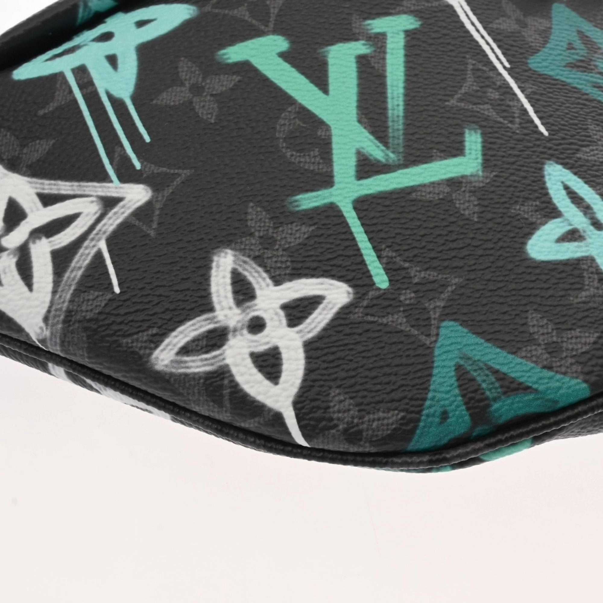 Louis Vuitton Monogram Monogram Eclipse Monogram Eclipse Fanny Pack Sling Bag (Pre-Owned)