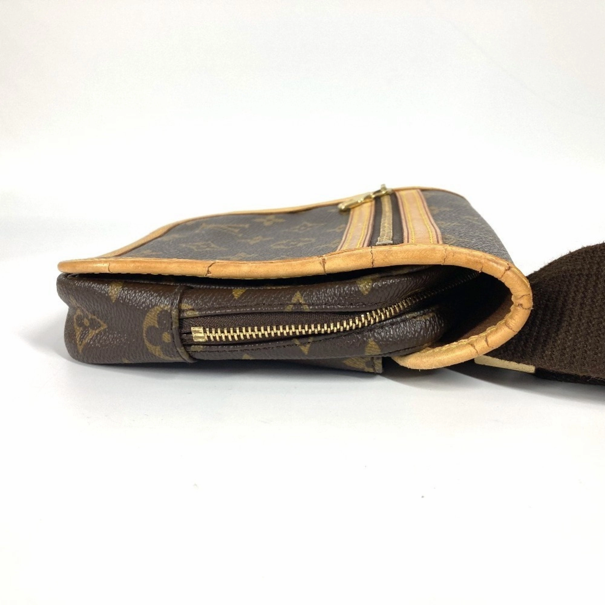 Louis Vuitton Monogram Monogram Fanny Pack Sling Bag (Pre-Owned)