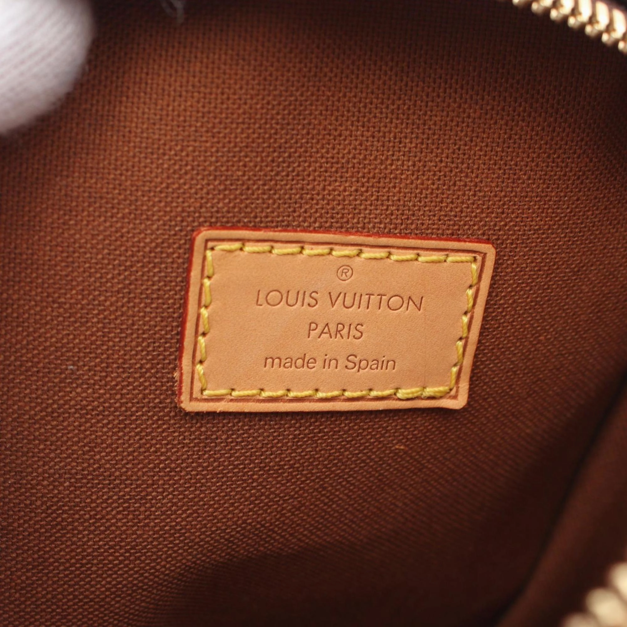 Louis Vuitton Monogram Monogram Fanny Pack Sling Bag (Pre-Owned)