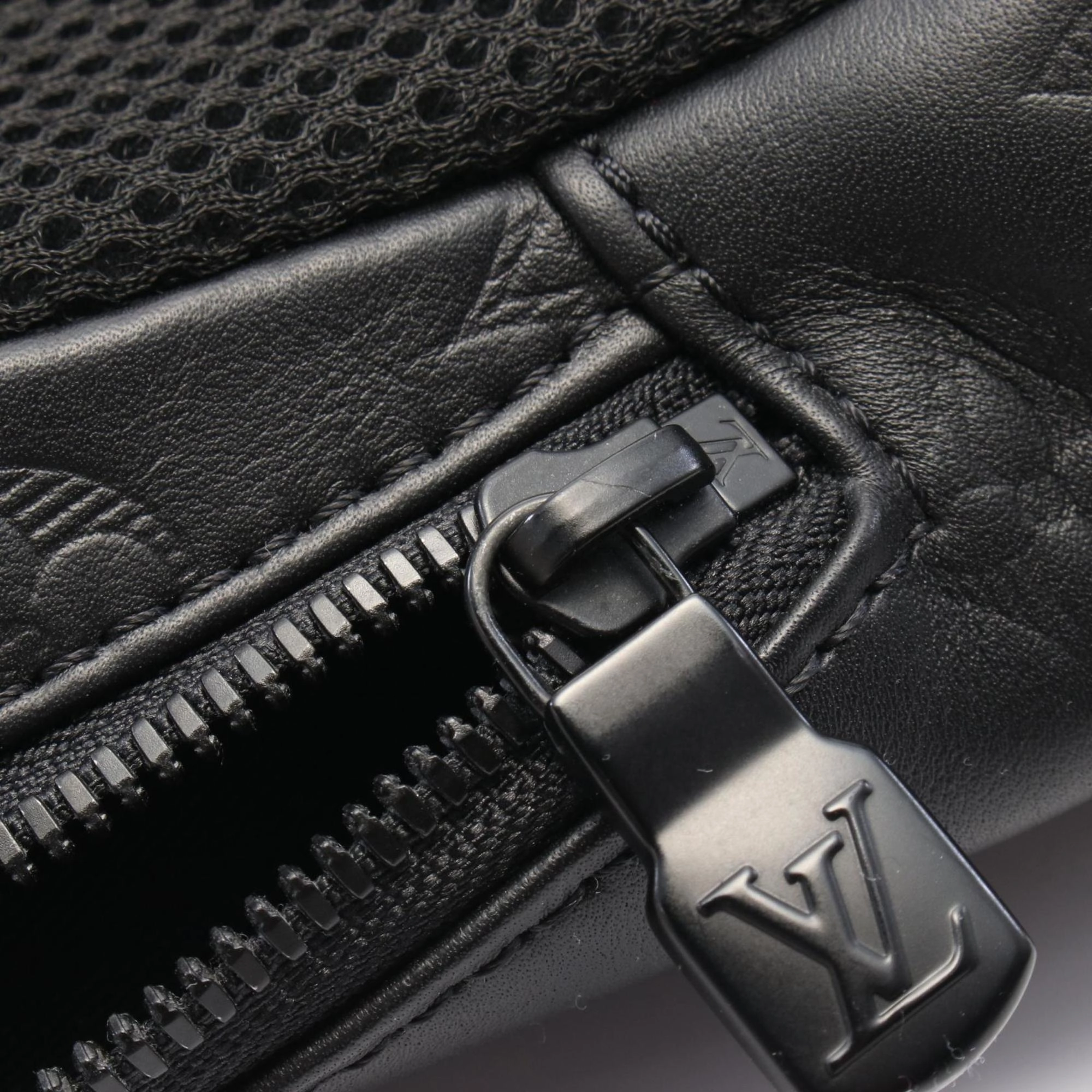 Louis Vuitton Monogram Monogram Shadow Fanny Pack Sling Bag (Pre-Owned)