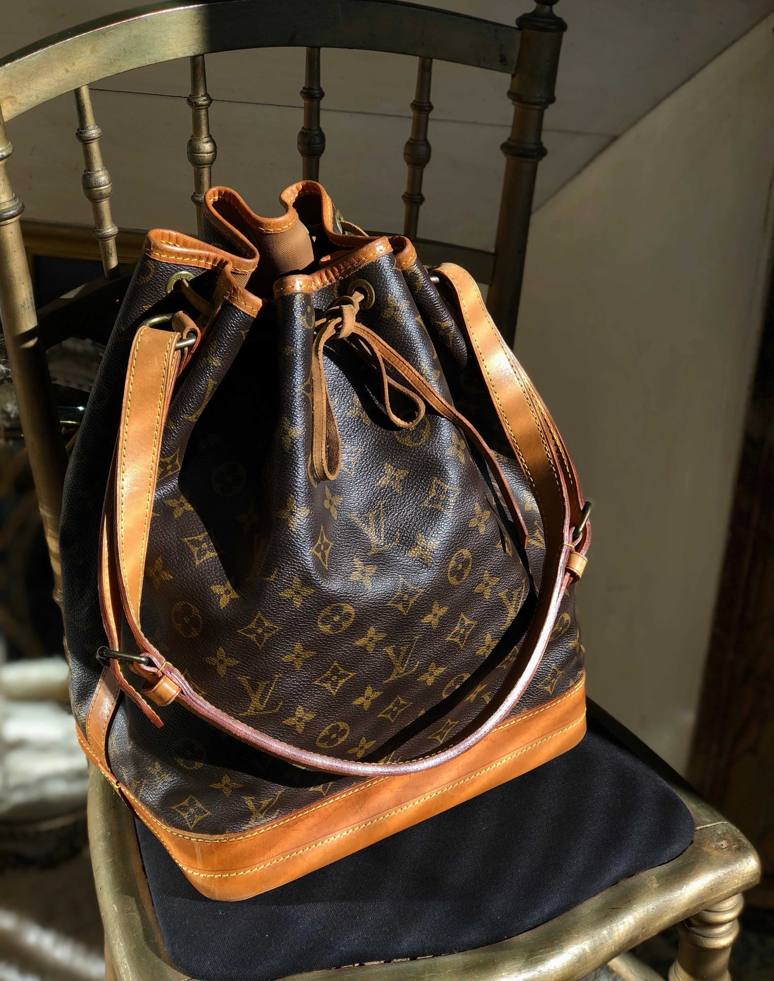 LOUIS VUITTON Monogram Noe M42224 Drawstring Shoulder bag Brown Vintage Old m7wx8x