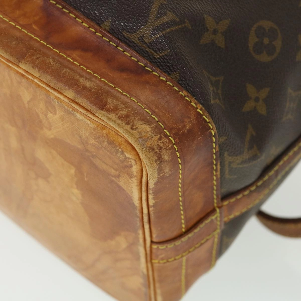 LOUIS VUITTON Monogram Noe Shoulder Bag M42224 LV 39084
