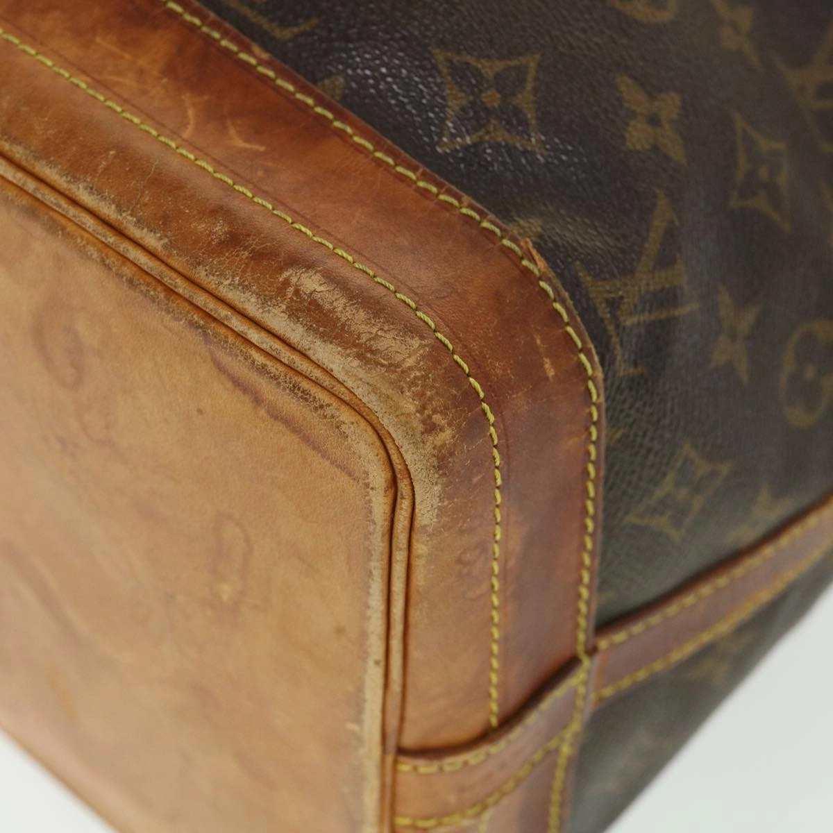LOUIS VUITTON Monogram Noe Shoulder Bag M42224 LV 39084