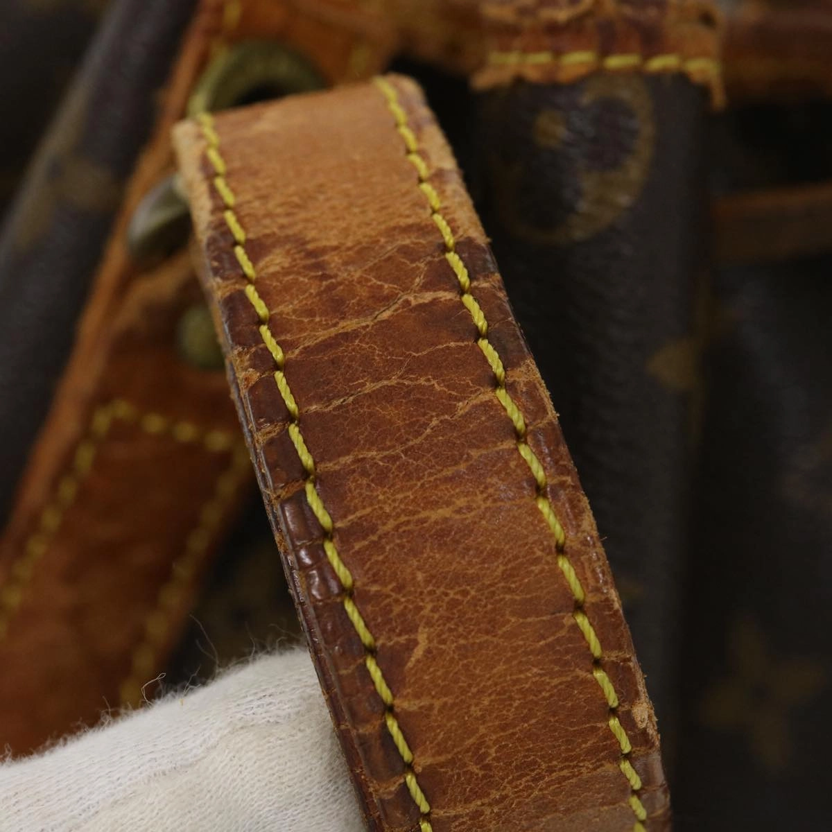 LOUIS VUITTON Monogram Noe Shoulder Bag M42224 LV 39084