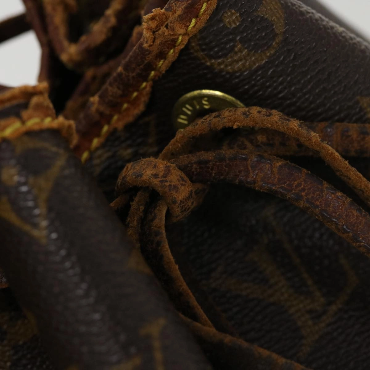 LOUIS VUITTON Monogram Noe Shoulder Bag M42224 LV 39084