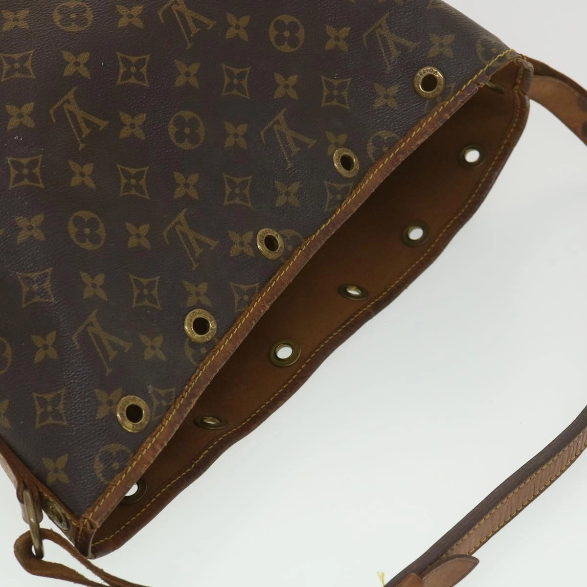 LOUIS VUITTON Monogram Noe Shoulder Bag M42224 LV rd4669