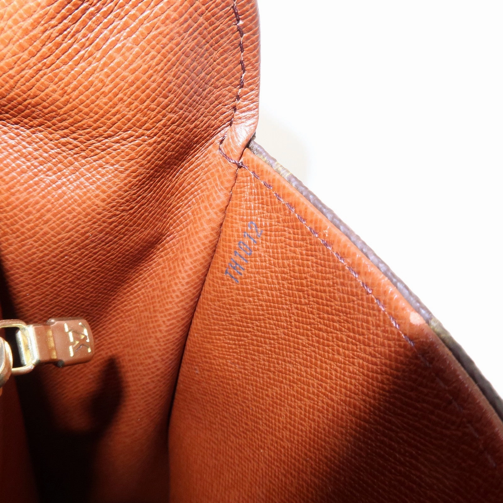 Louis Vuitton Monogram Saint Cloud GM Shoulder Bag Brown M51242